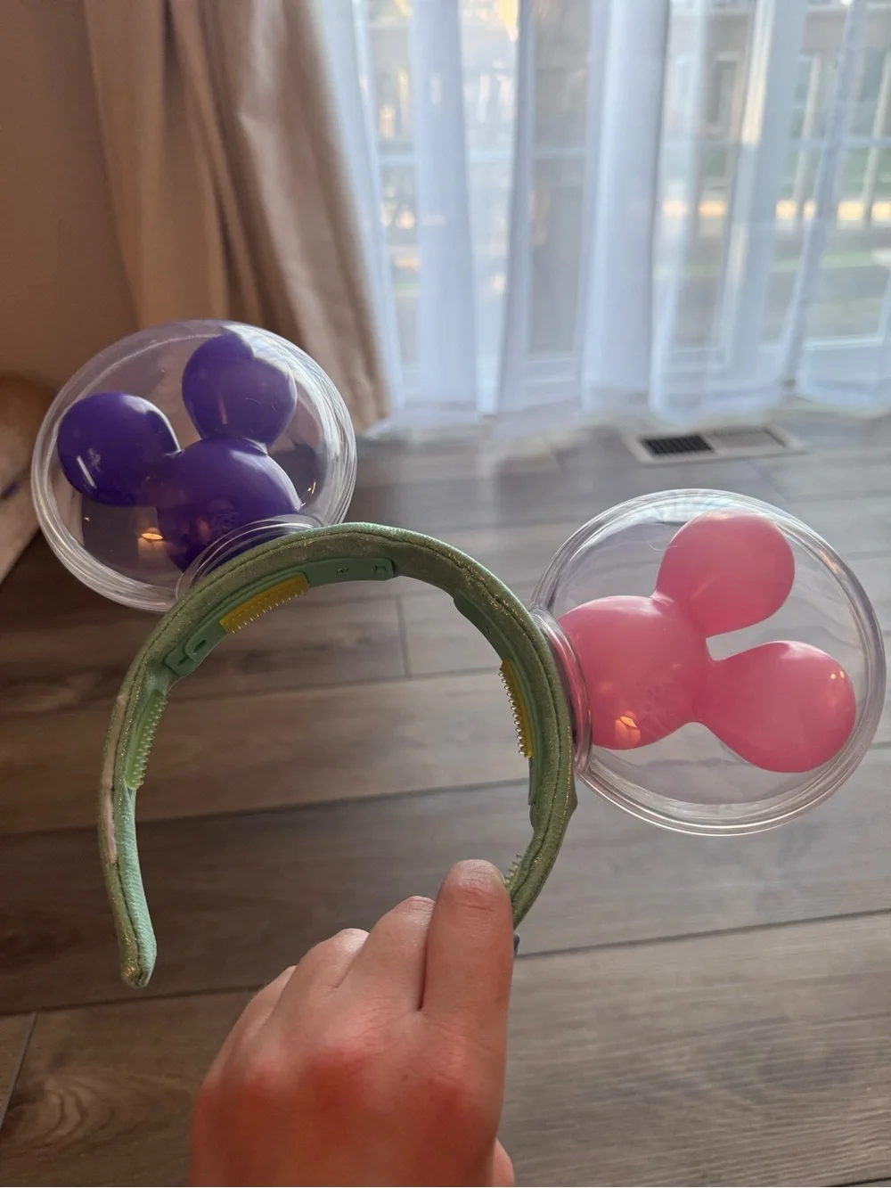 *Disney Light-Up Mickey Bubble Ear Headband with Pink & Purple Balloons